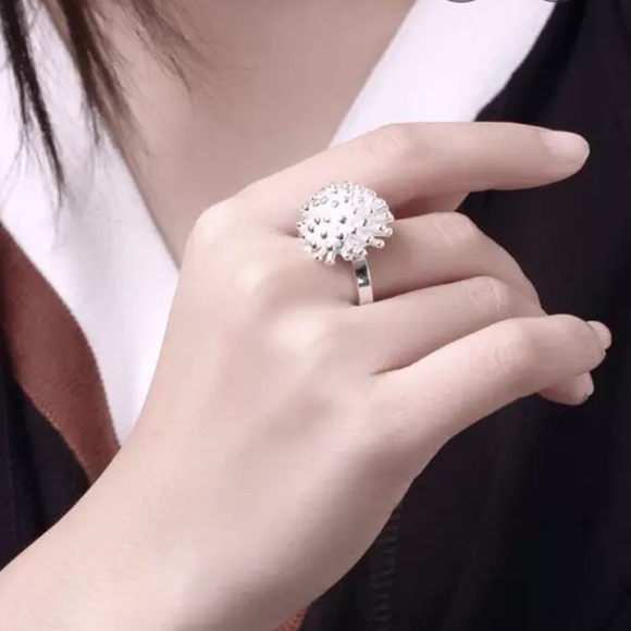 Silver Plated 925 Firework Flower Ring size 6 - Picture 4 of 4